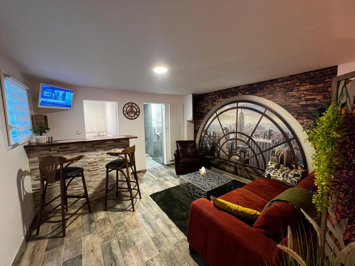 Superbe Appart Avec Jardin Prive Proche Paris Apartment โนฌ็อง-โซร์-มาร์น ภายนอก รูปภาพ